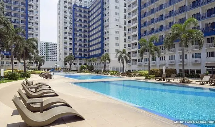Apartment Staycation Infront Of Moa, Near Arena, Smx, New Smx Cite, Dfa, Ayala Mall Bay, Naia 123 *