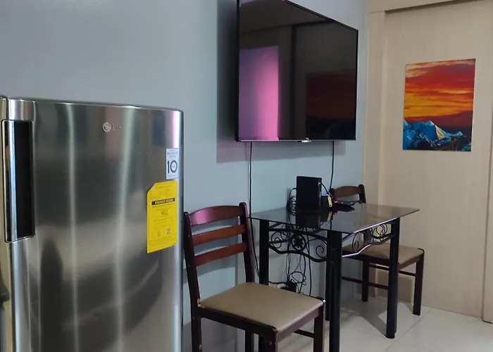 Staycation Infront Of Moa, Near Arena, Smx, New Smx Cite, Dfa, Ayala Mall Bay, Naia 123 Manila